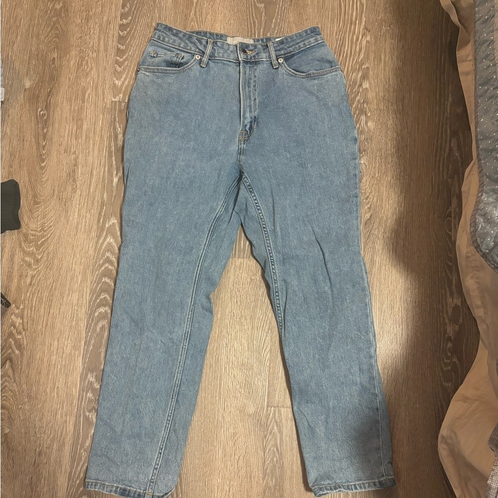 Everlane curvy cheeky women’s jeans
